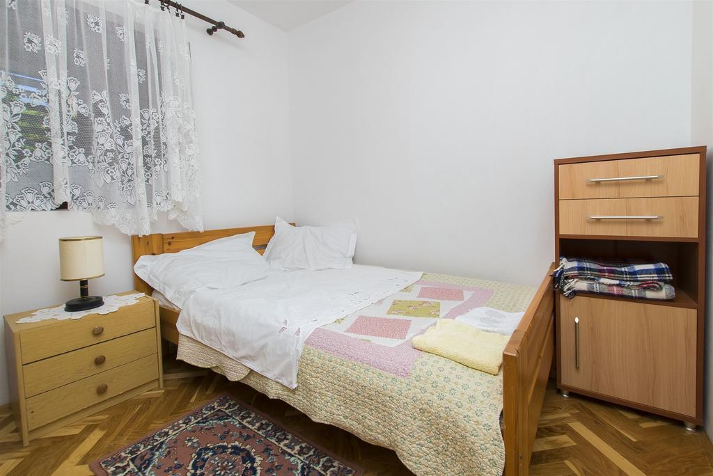 Apartment Danica Nin Eksteriør billede